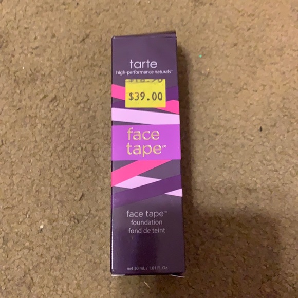 Nib tarte face tape foundation in tan golden